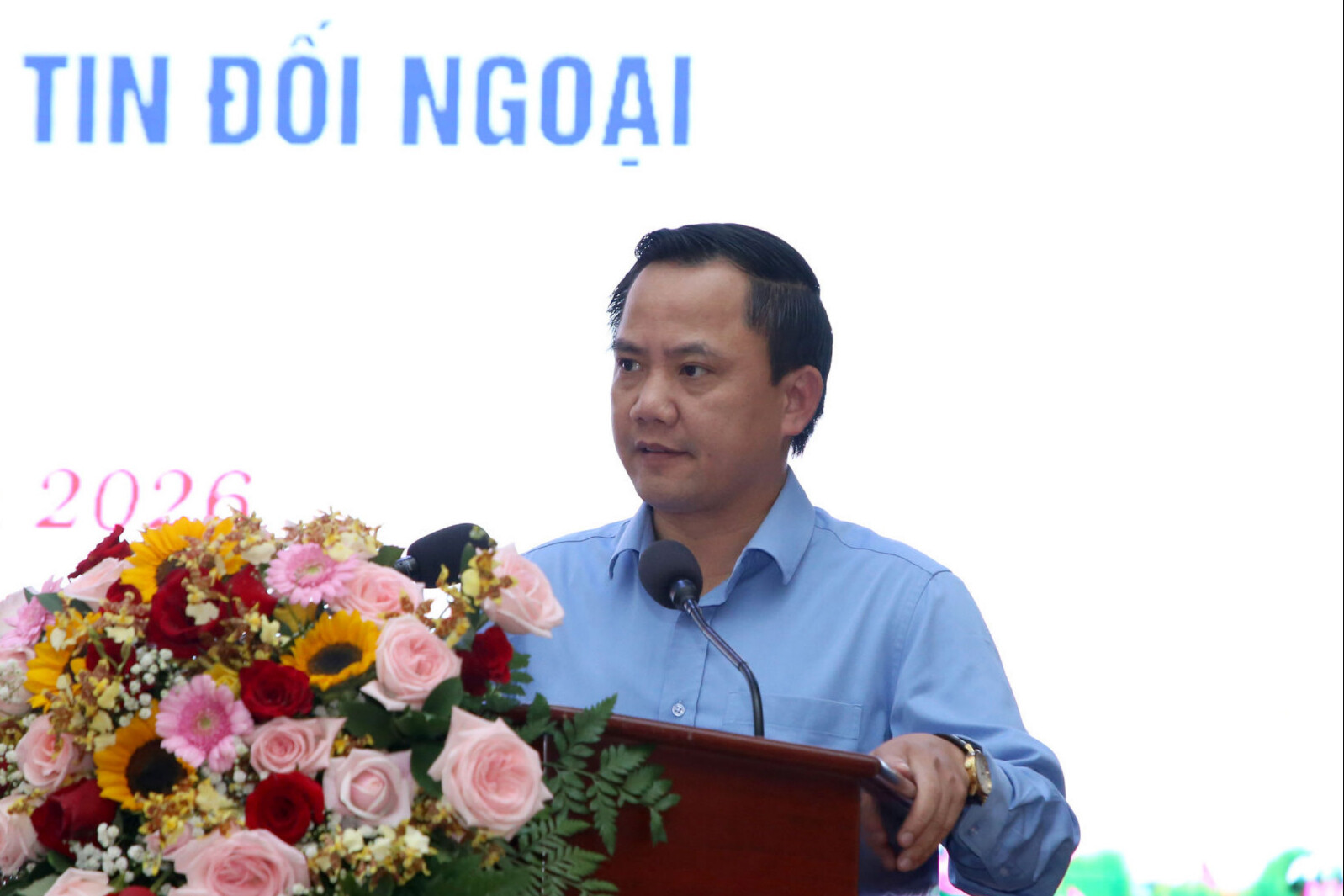 thong-tin-doi-ngoai-4-(1).jpg