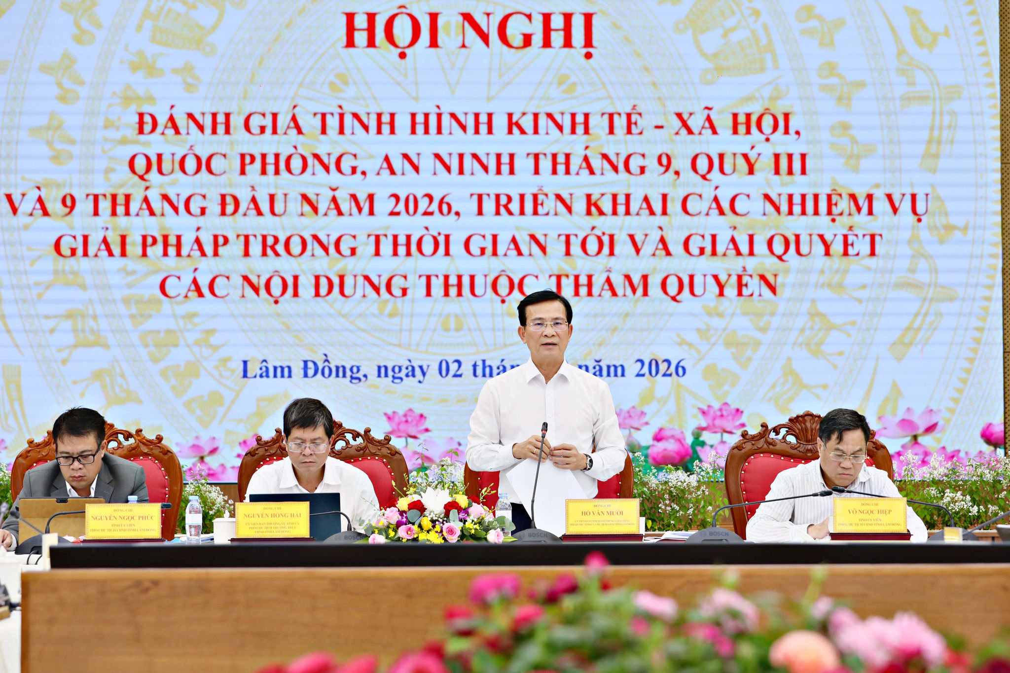 Lãnh đạo tỉnh Lâm Đồng chủ trì hội nghị đánh giá tình hình 9 tháng năm 2026