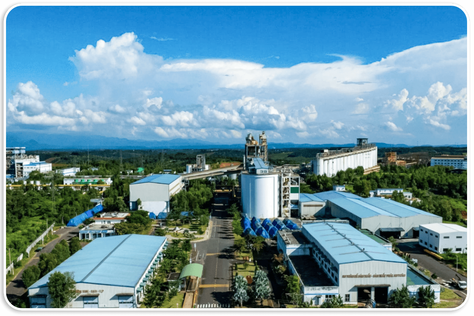 Hạ tầng các khu công nghiệp tại Lâm Đồng đang được đầu tư, hoàn thiện, mở ra cơ hội thu hút nhiều doanh nghiệp vào hoạt động trong thời gian tới