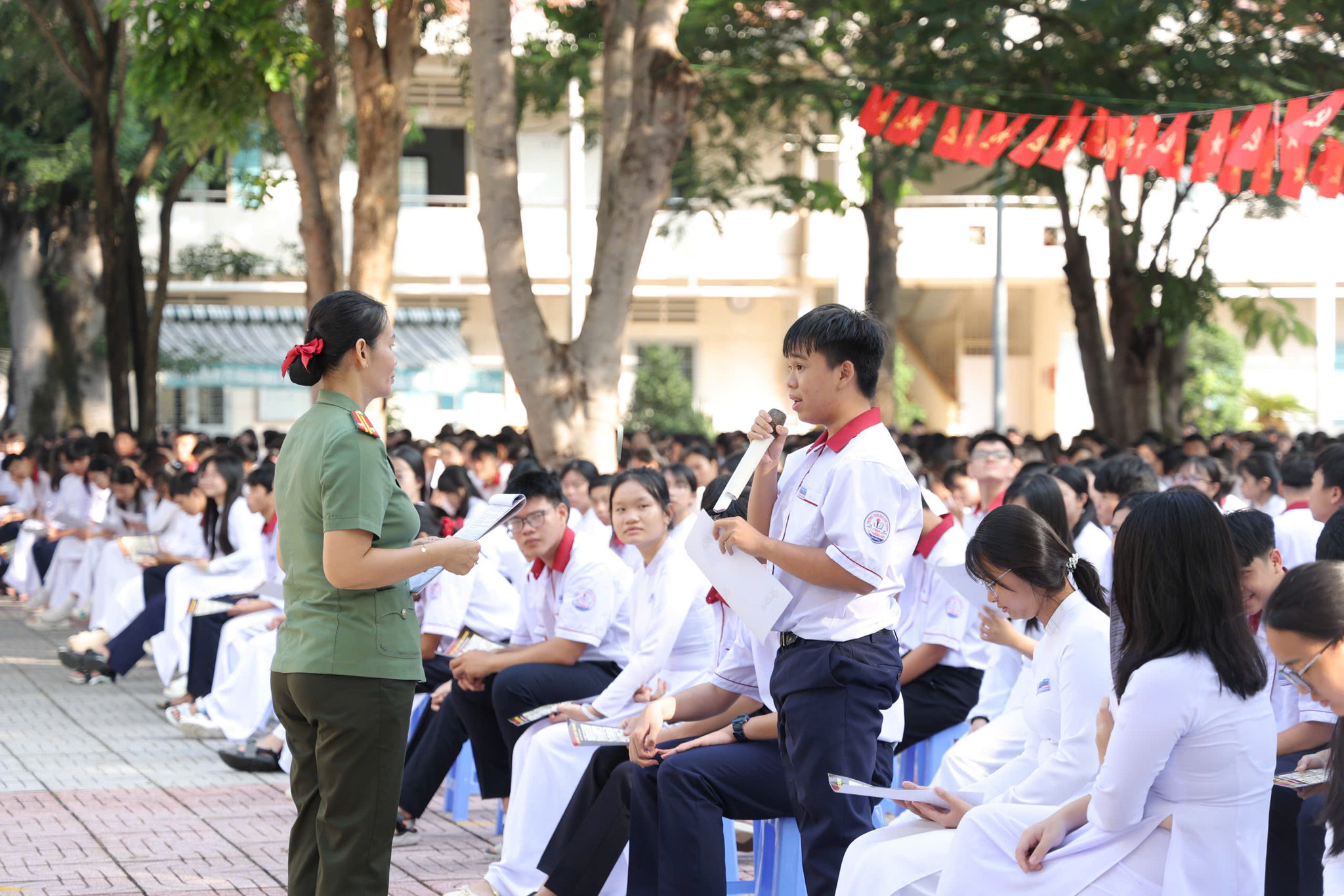 học sinh (6)