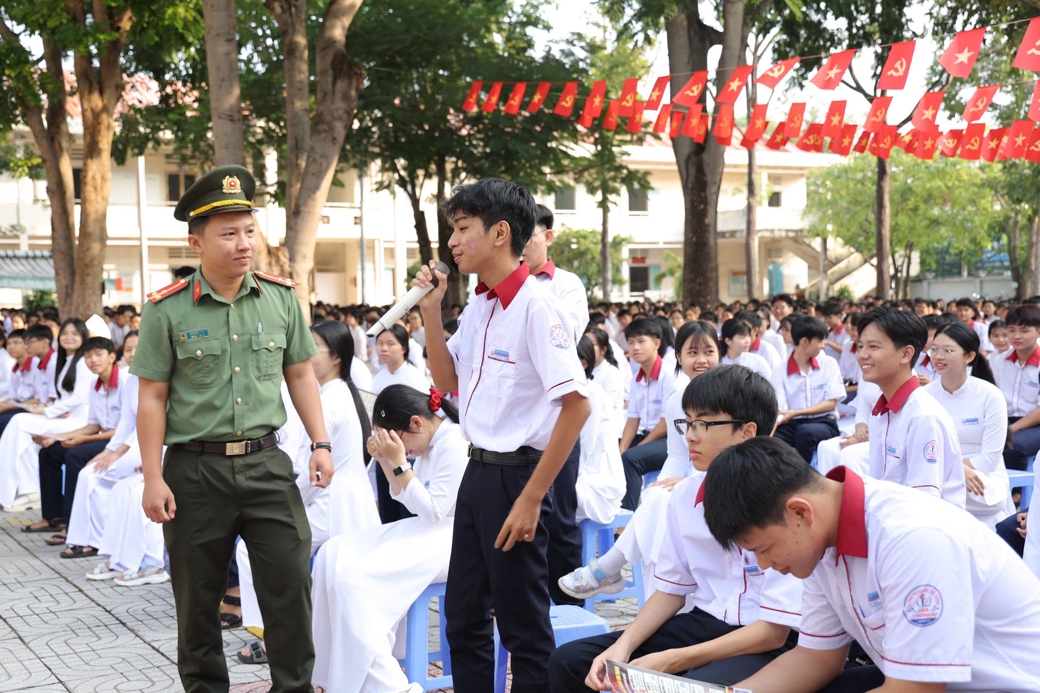 học sinh (7)