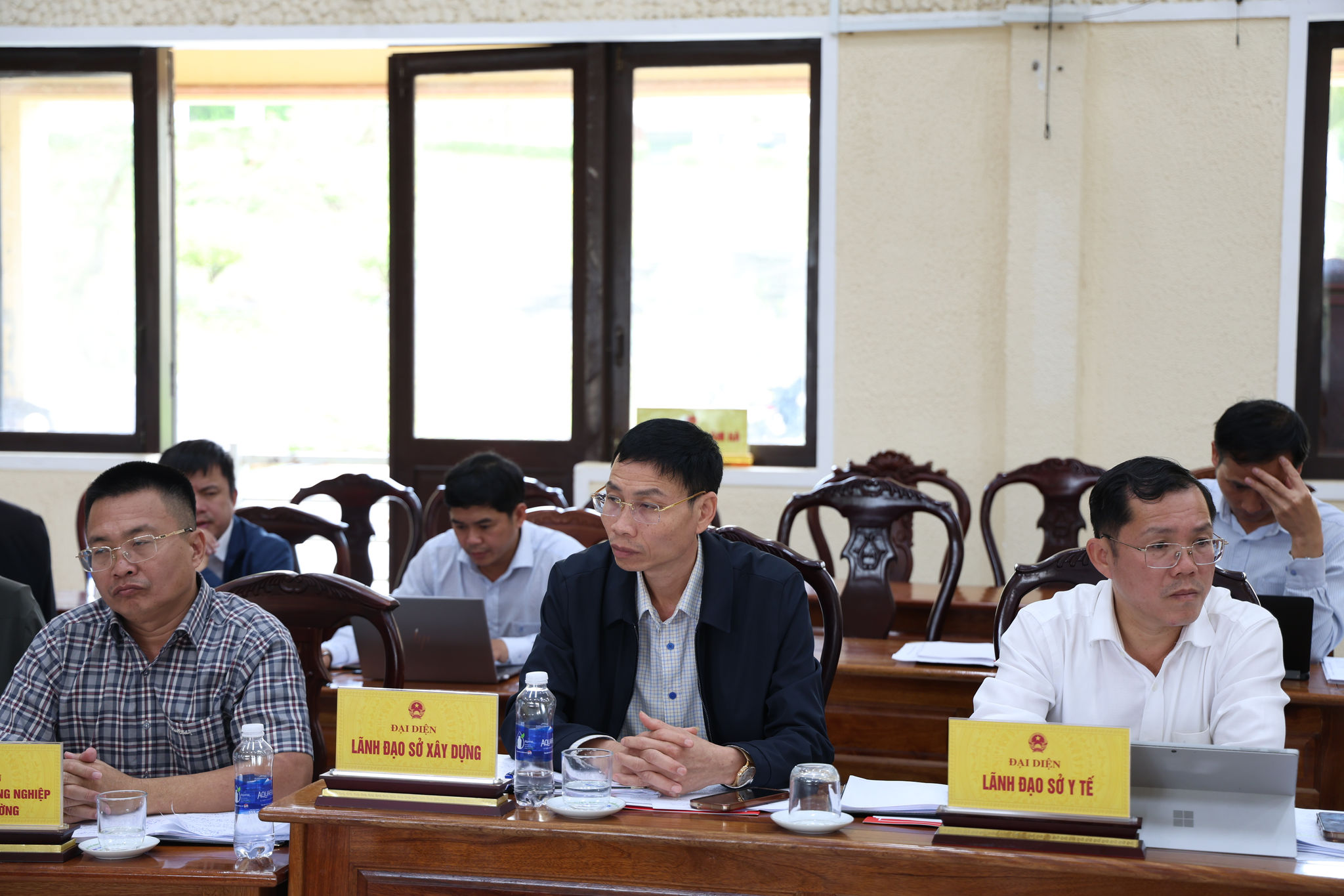 Lãnh đạo sở, ngành tại buổi làm việc