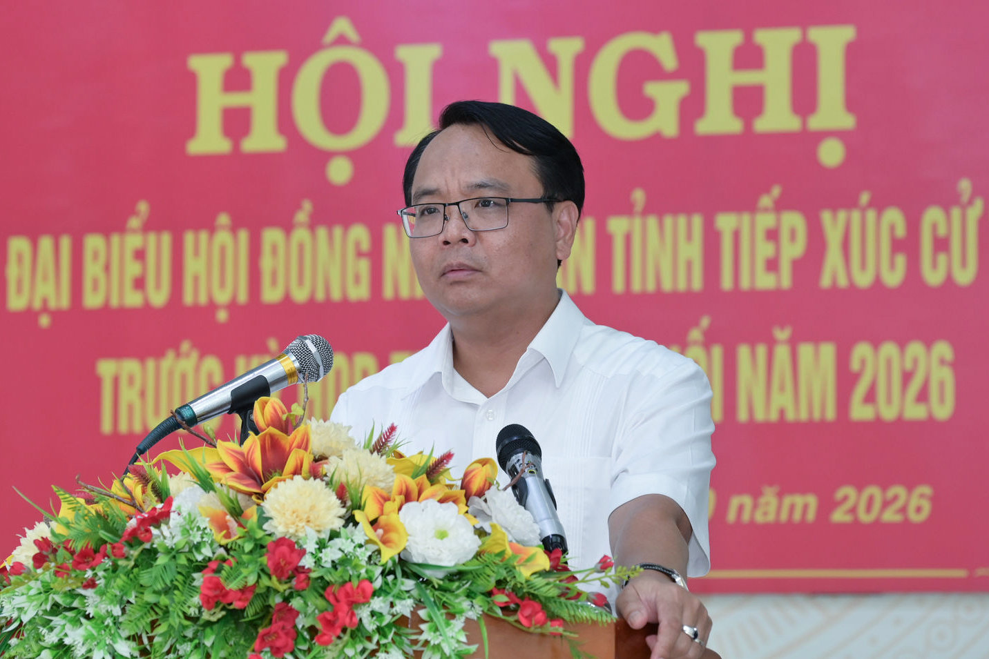 pho-bi-thu-thuong-truc-tinh-uy-dang-hong-sy-tra-loi-cac-kien-nghi-cua-cu-tri(1).jpg