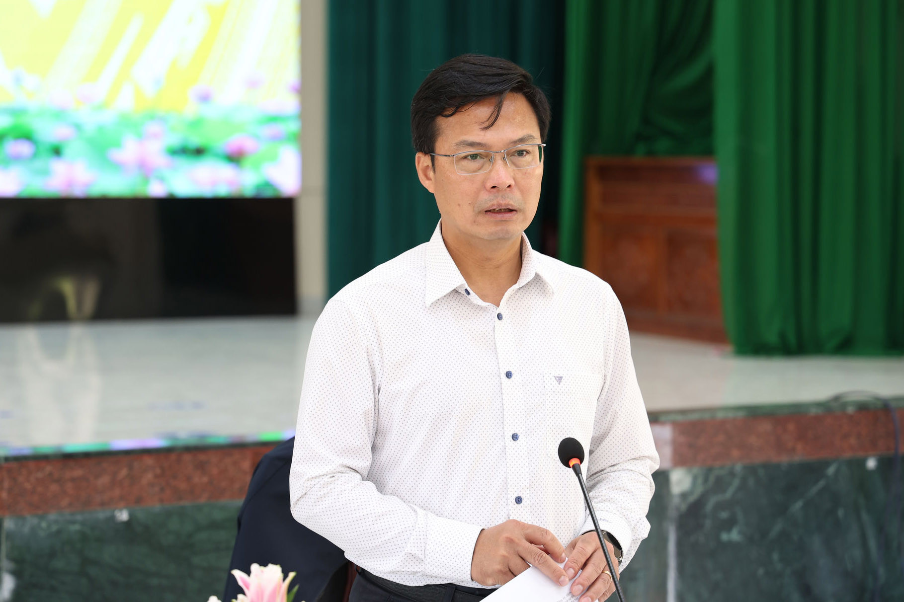 pho-chu-tich-ubnd-tinh-dinh-van-tuan-phat-bieu-ket-luan-tai-buoi-lam-viec(1).jpg