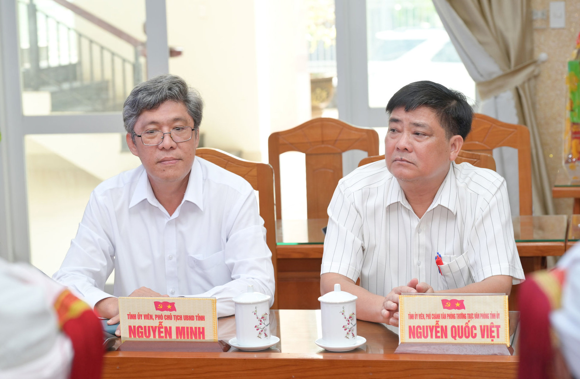 dong-chi-nguyen-minh-pho-chu-tich-ubnd-tinh-tham-du-cung-doan-chuc-tet-ka-te(1).jpg