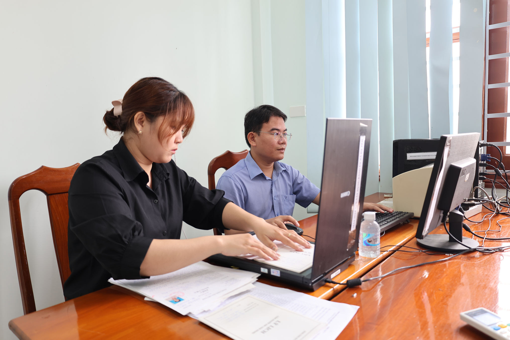 Các địa phương trên địa bàn tỉnh đang đẩy nhanh tiến độ số hóa hồ sơ đảng viên để đảm bảo kế hoạch đề ra