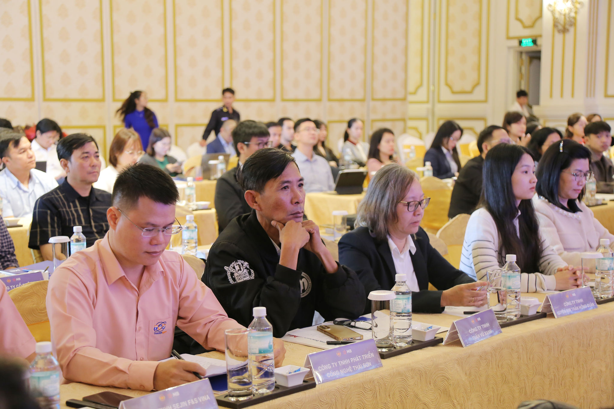 Nhiều doanh nghiệp tại Lâm Đồng tham dự hội nghị đối thoại