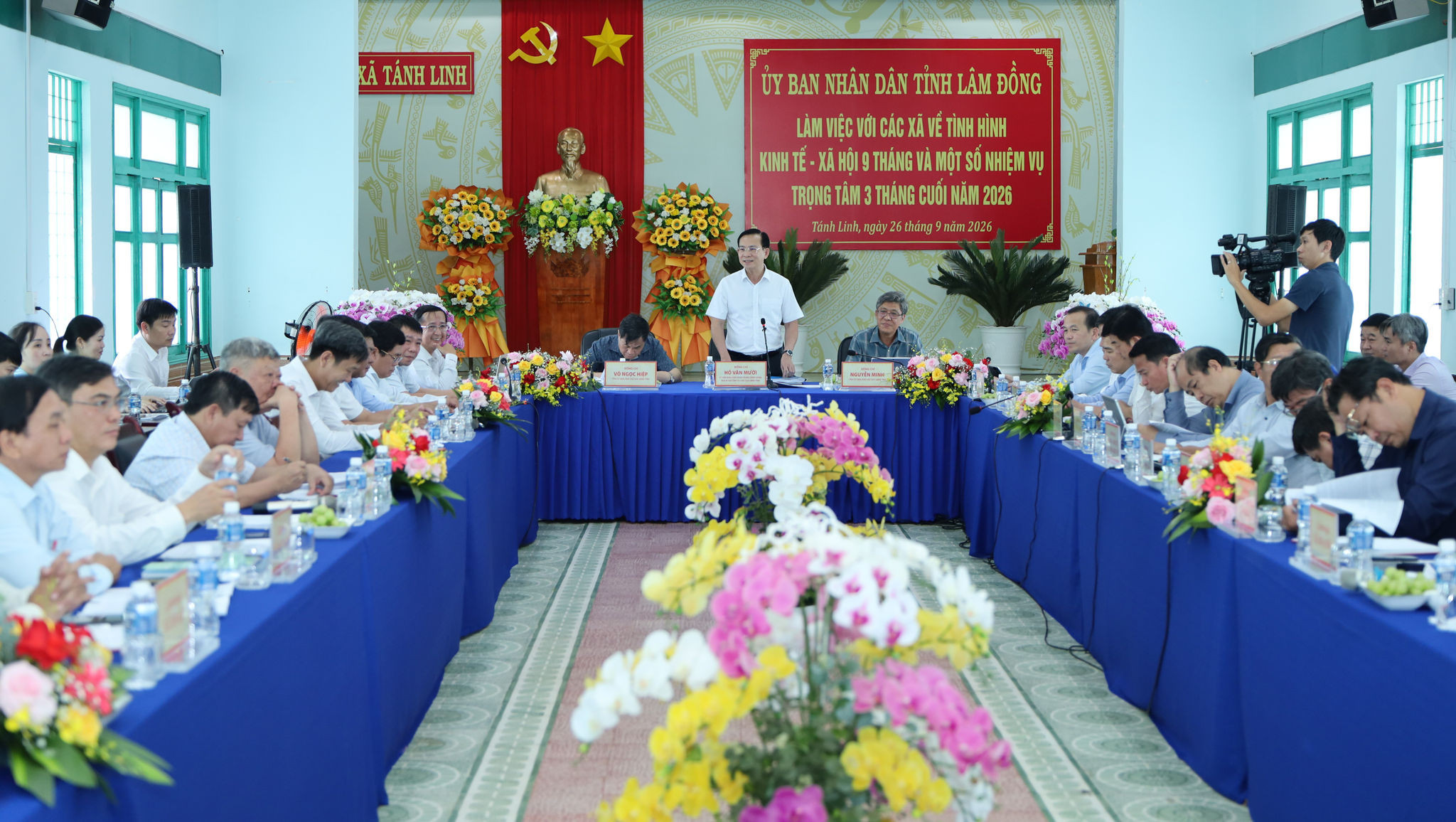 uy-vien-ban-chap-hanh-trung-uong-dang-pho-bi-thu-tinh-uy-chu-tich-ubnd-tinh-ho-van-muoi-lam-viec-voi-xa-tanh-linh-ve-tinh-hinh-kinh-te-xa-hoi-thang-9-2026-(1).jpg