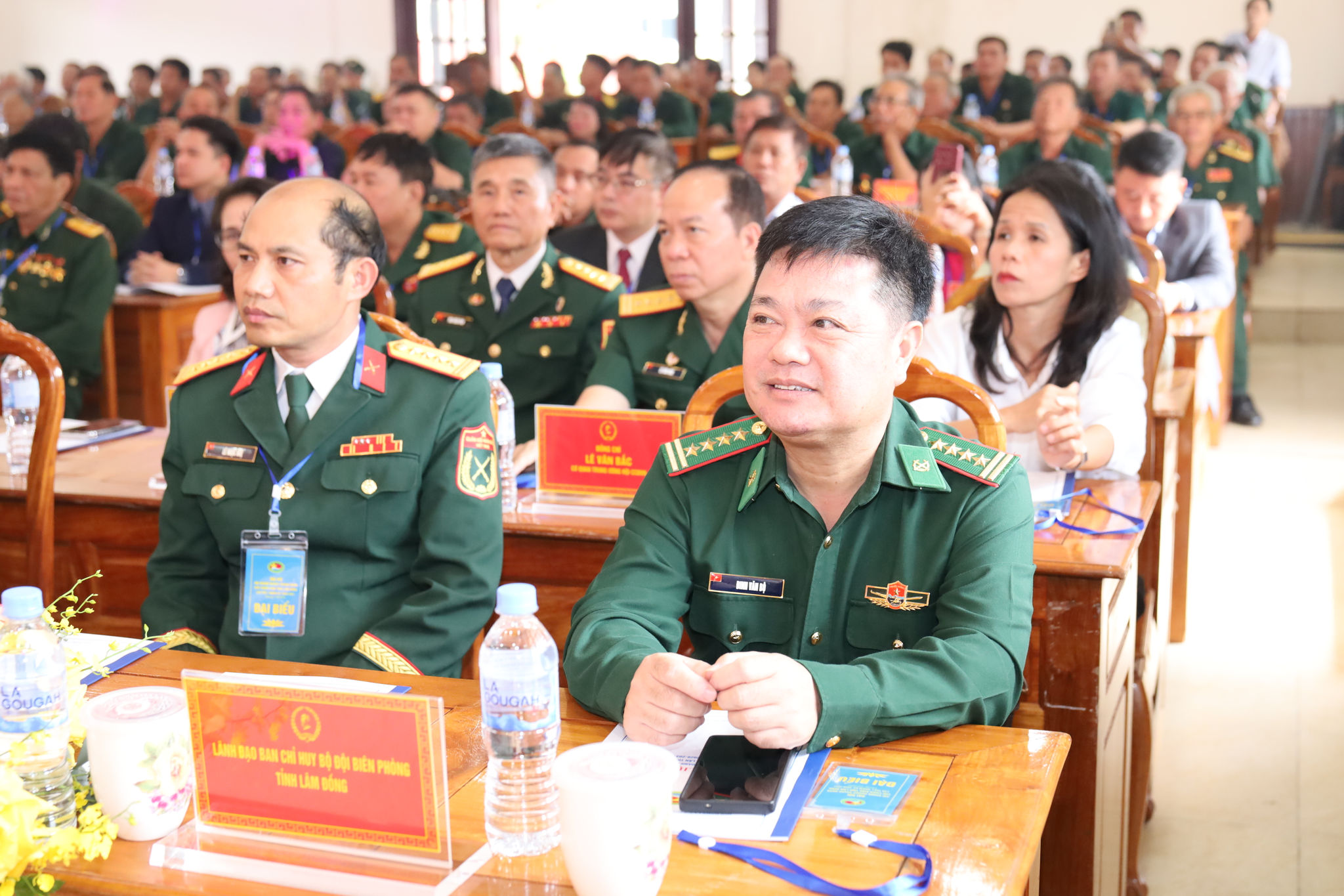Lãnh đạo các sở, ban, ngành, đại biểu dự đại hội