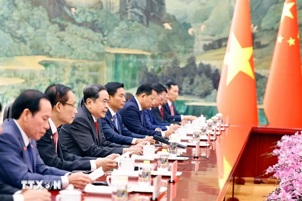 Chủ tịch Quốc hội Trần Thanh Mẫn phát biểu tại cuộc hội kiến Thủ tướng Trung Quốc Lý Cường. (Ảnh: Doãn Tấn/TTXVN) ttxvn_1210-chu-tich-quoc-hoi-tiep-thu-tuong-trung-quoc-ly-cuong-7.jpg
