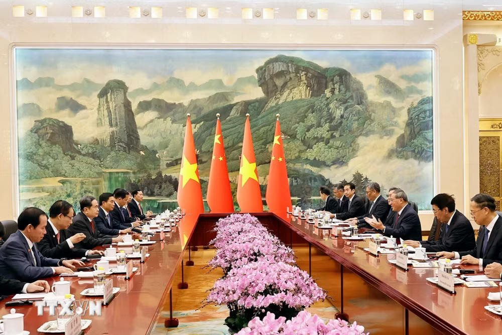 Chủ tịch Quốc hội Trần Thanh Mẫn hội kiến Thủ tướng Trung Quốc Lý Cường. (Ảnh: Doãn Tấn/TTXVN) ttxvn_1210-chu-tich-quoc-hoi-tiep-thu-tuong-trung-quoc-ly-cuong-6.jpg