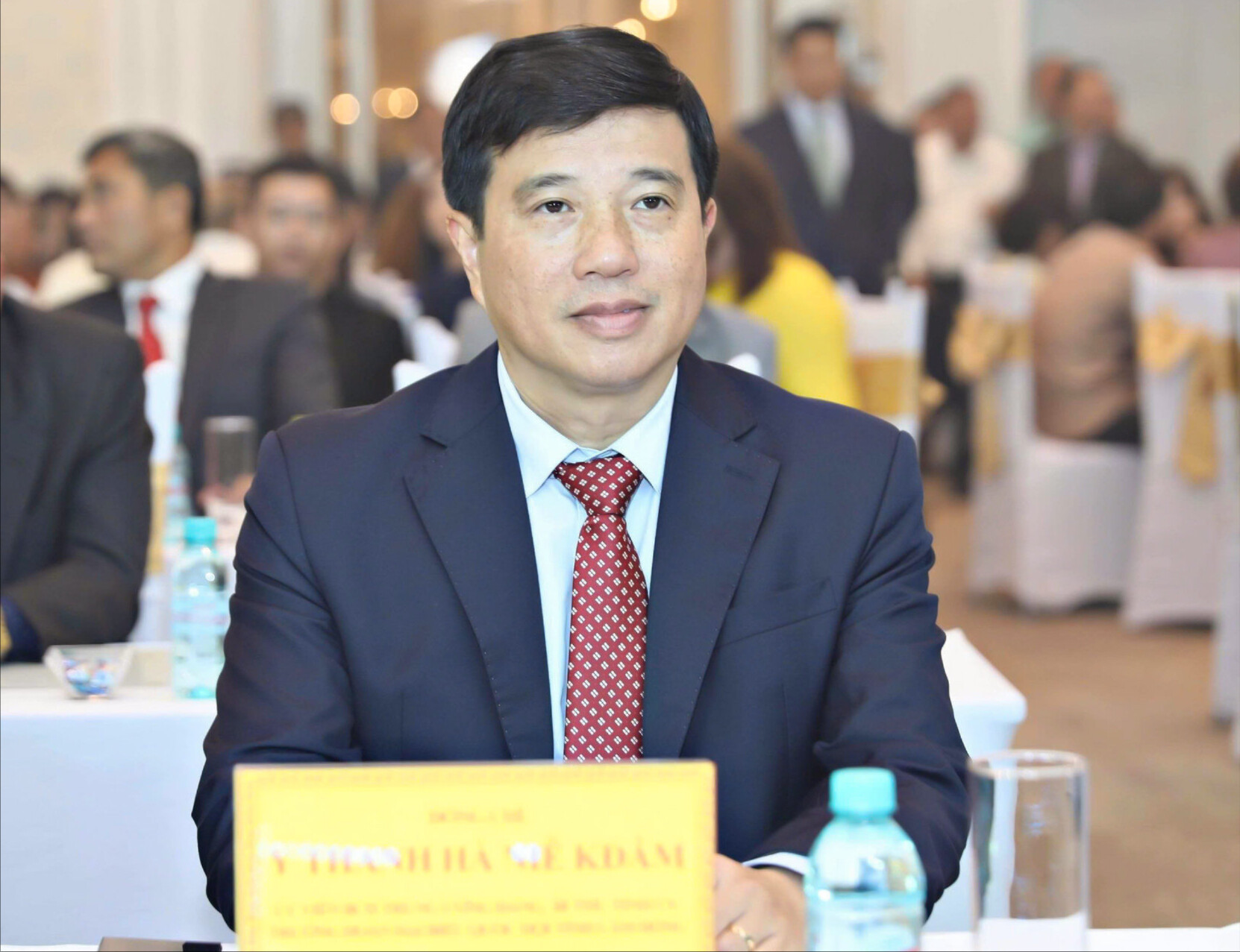 dong-chi-y-thanh-ha-nie-kdam-uy-vien-ban-chap-hanh-trung-uong-dang-bi-thu-tinh-uy-truong-doan-dai-bieu-quoc-hoi-tinh-lam-dong-tham-du-chuong-trinh-1-.jpg