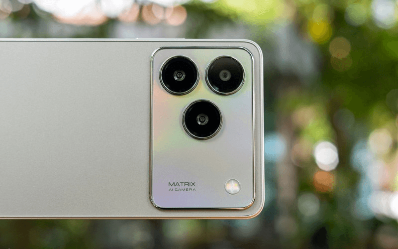 Nhiều mẫu điện thoại có bộ nhớ trong 128GB giảm giá sâu dưới 3,5 triệu đồng