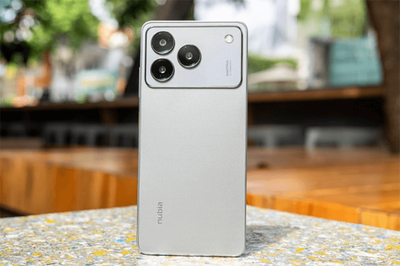 Nubia A76 phiên bản RAM 4GB bộ nhớ 128GB có kết nối NFC