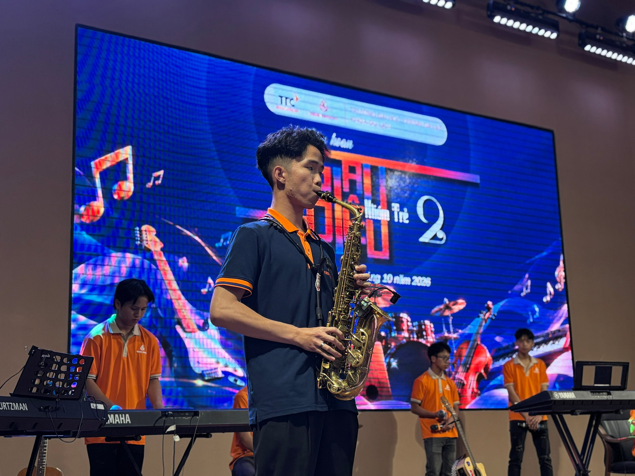 Biểu diễn saxophone tại Liên hoan