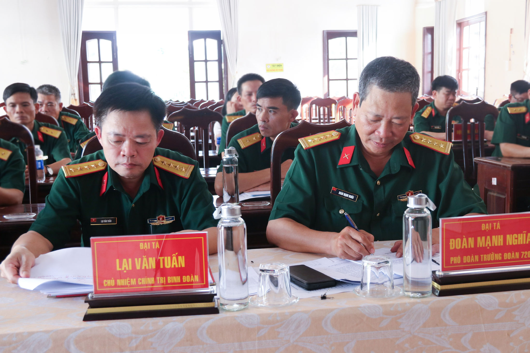 2 - Các đại biểu tham dự Hội nghị