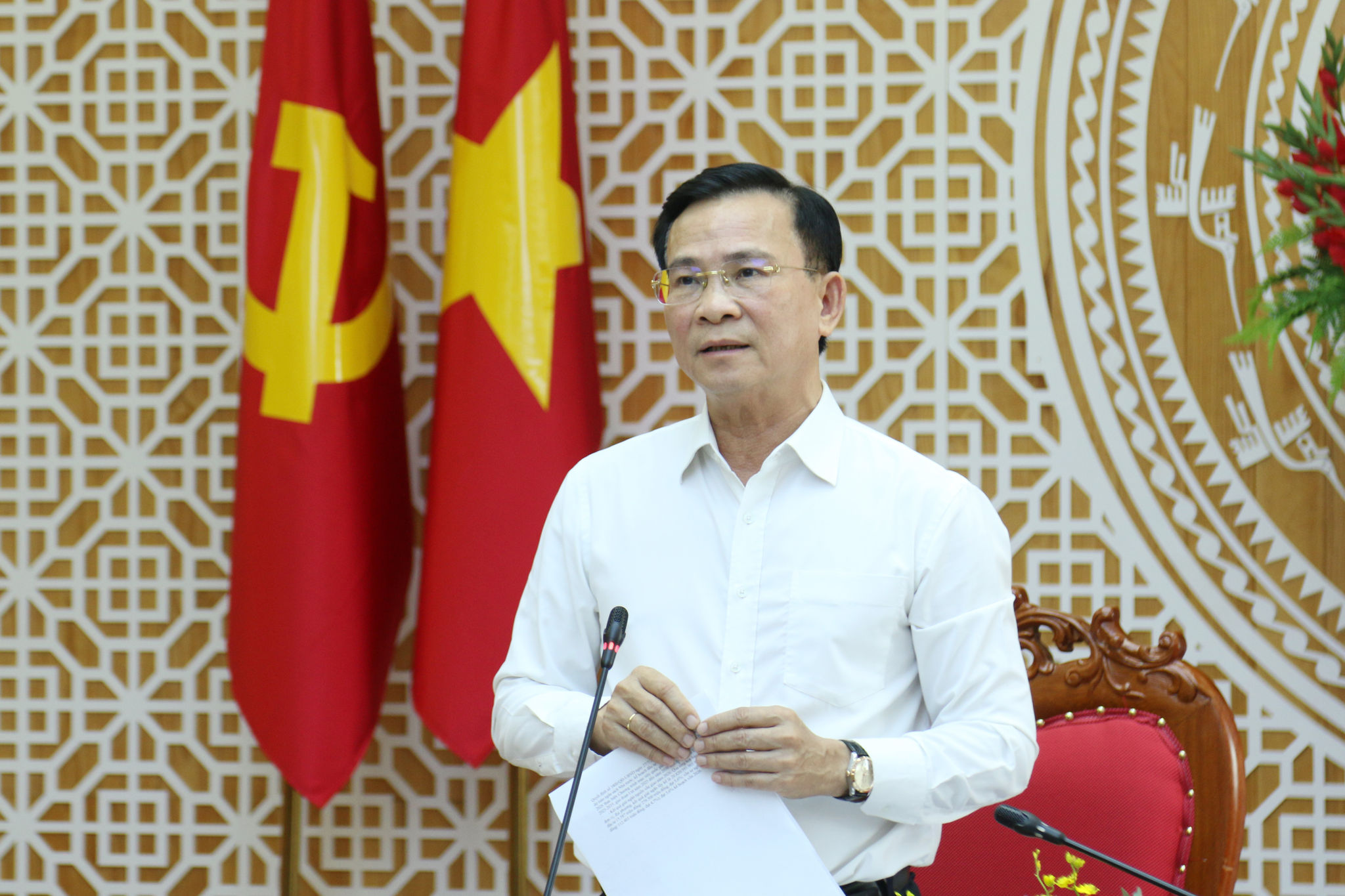 Ủy viên Ban Chấp hành Trung ương Đảng, Phó Bí thư Tỉnh ủy, Chủ tịch UBND tỉnh Lâm Đồng Hồ Văn Mười yêu cầu Sở Xây dựng tập trung kiện toàn bộ máy để nâng cao hiệu quả trong xử lý nhiệm vụ