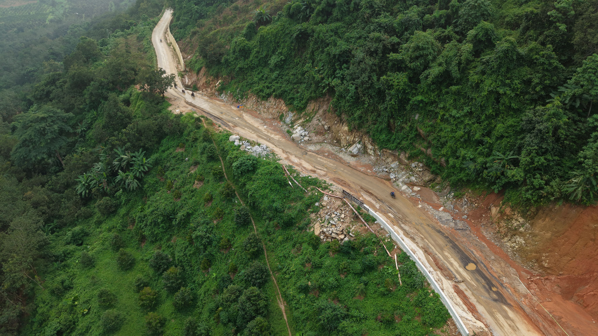 KIEM TRA DUONG TANH LINH/DJI_20260914163207_0941_D