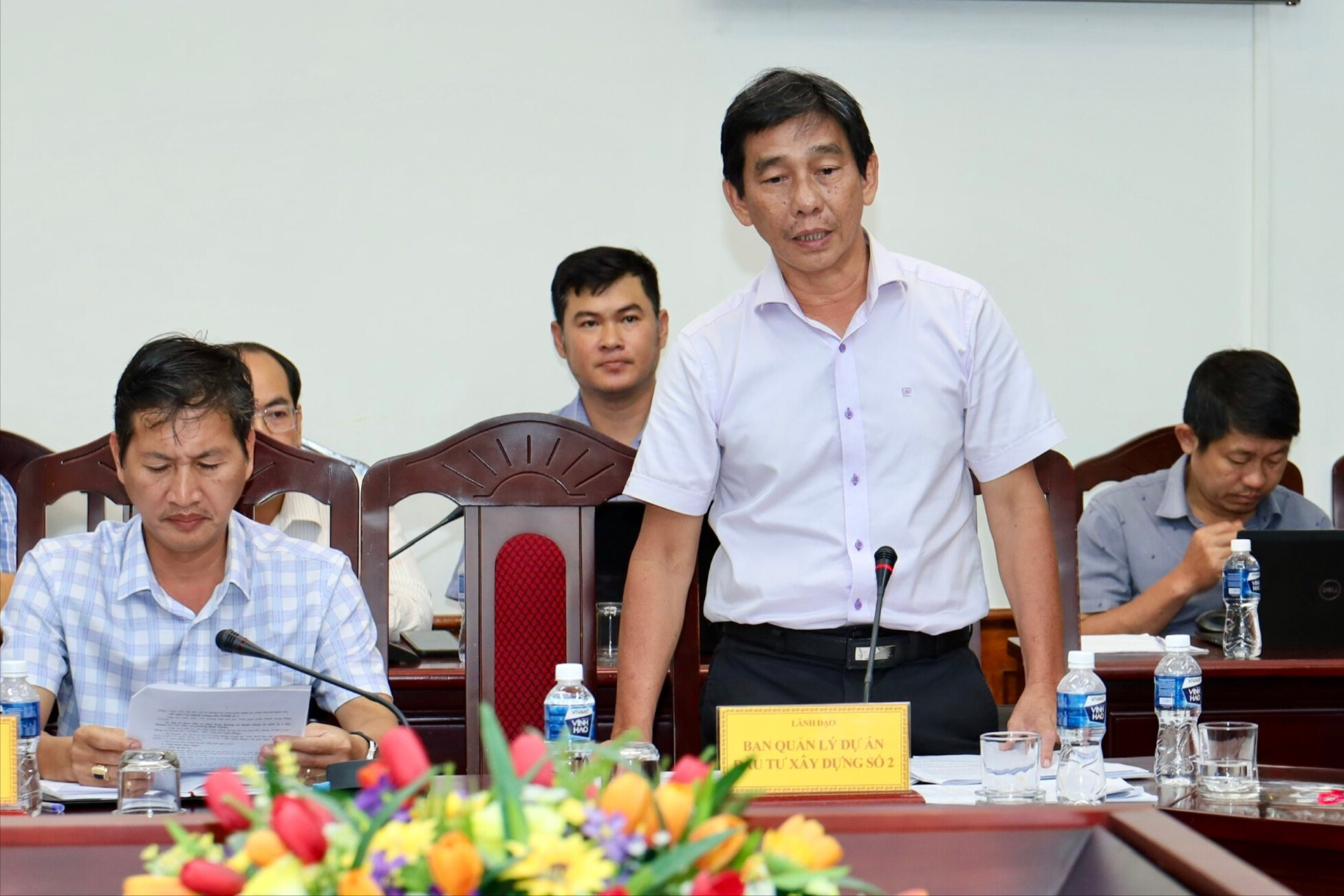 pho-giam-doc-ban-quan-ly-du-an-dau-tu-xay-dung-so-2-nguyen-thanh-hien-bao-cao-tai-cuoc-hop(1).jpg