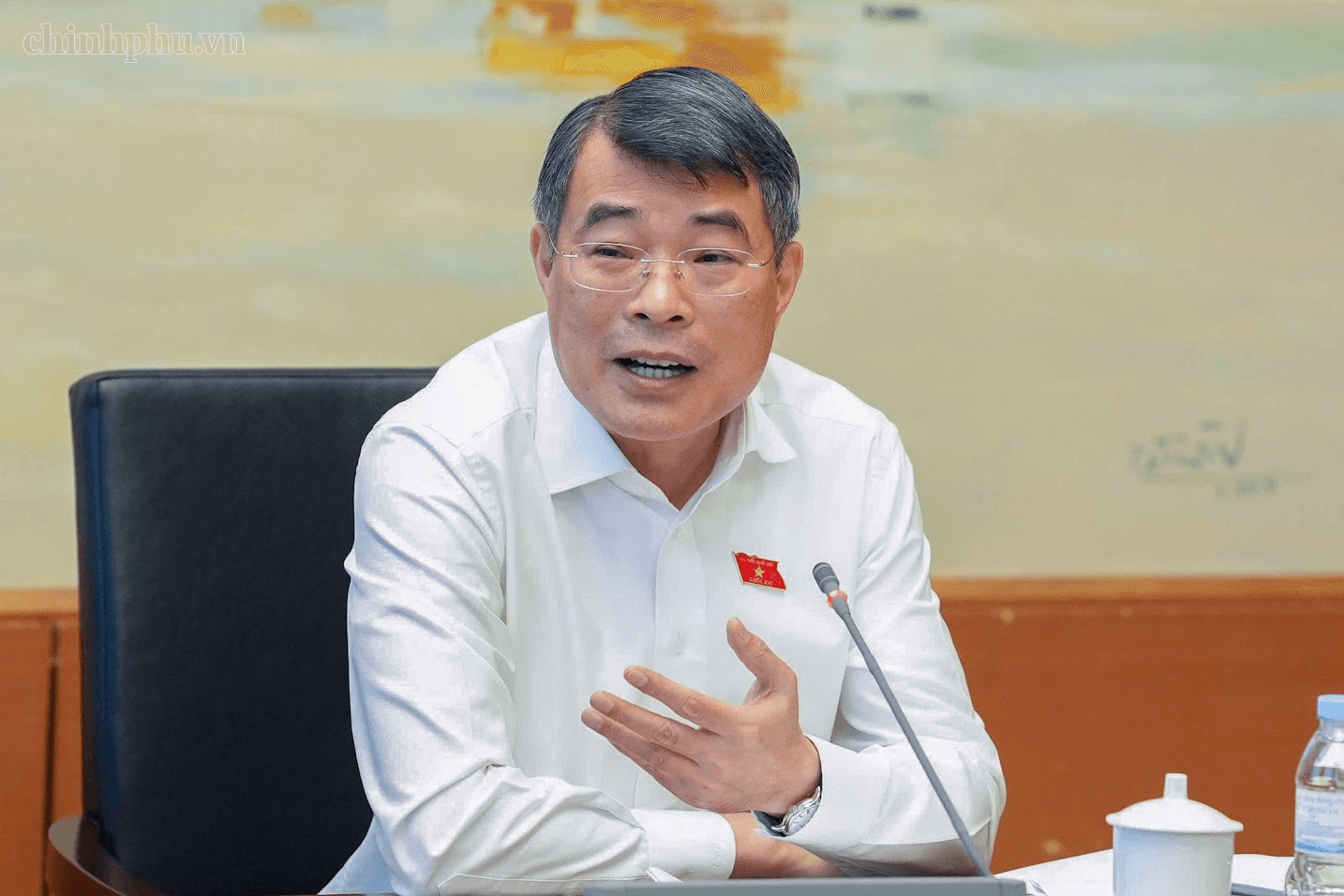 Thủ tướng: Nhà nước điều tiết giá nhà xã hội; còn bất động sản cao cấp theo nhu cầu và yêu cầu- Ảnh 3.