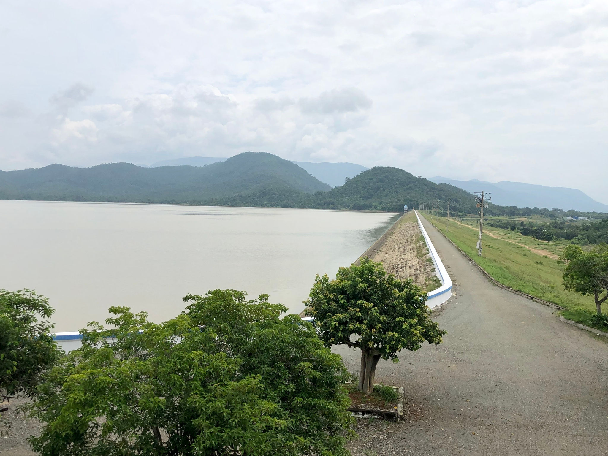 Hồ Cà Giây