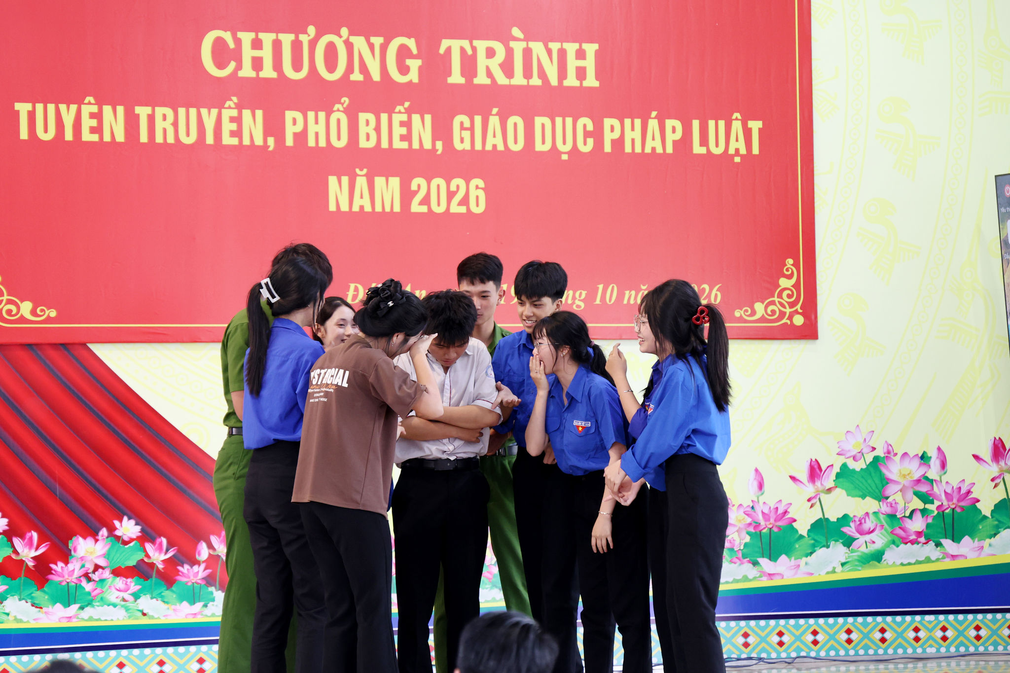Tuyen truyen Dak Song 7
