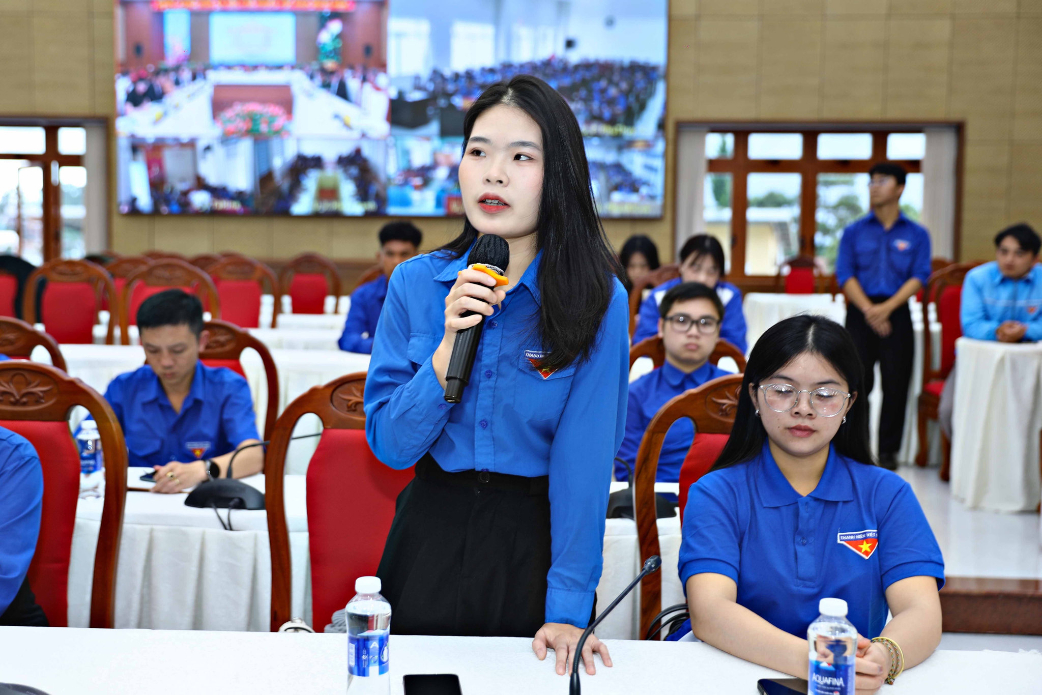 Chị Trần Thị Hường, kiến nghị tỉnh Lâm Đồng có giải pháp huy động lực lượng thanh niên tham gia lĩnh vực y tế trên các địa bàn bởi đây là lực lượng xung kích, có nhiều đóng góp thiết thực