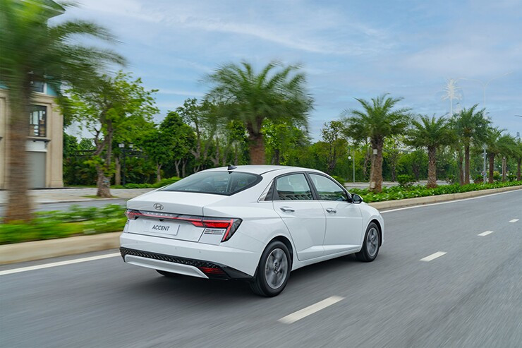 Hyundai Accent thế hệ mới vận hành linh hoạt và tiết kiệm nhiên liệu