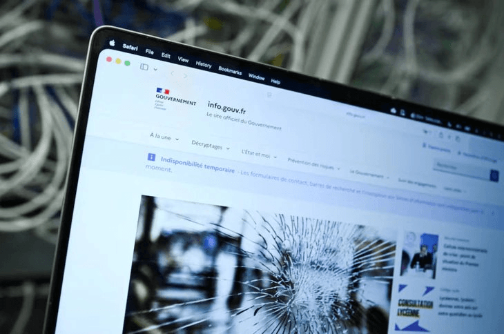 Màn hình hiển thị trang web info.gouv.fr của Chính phủ Pháp hiện không thể truy cập được