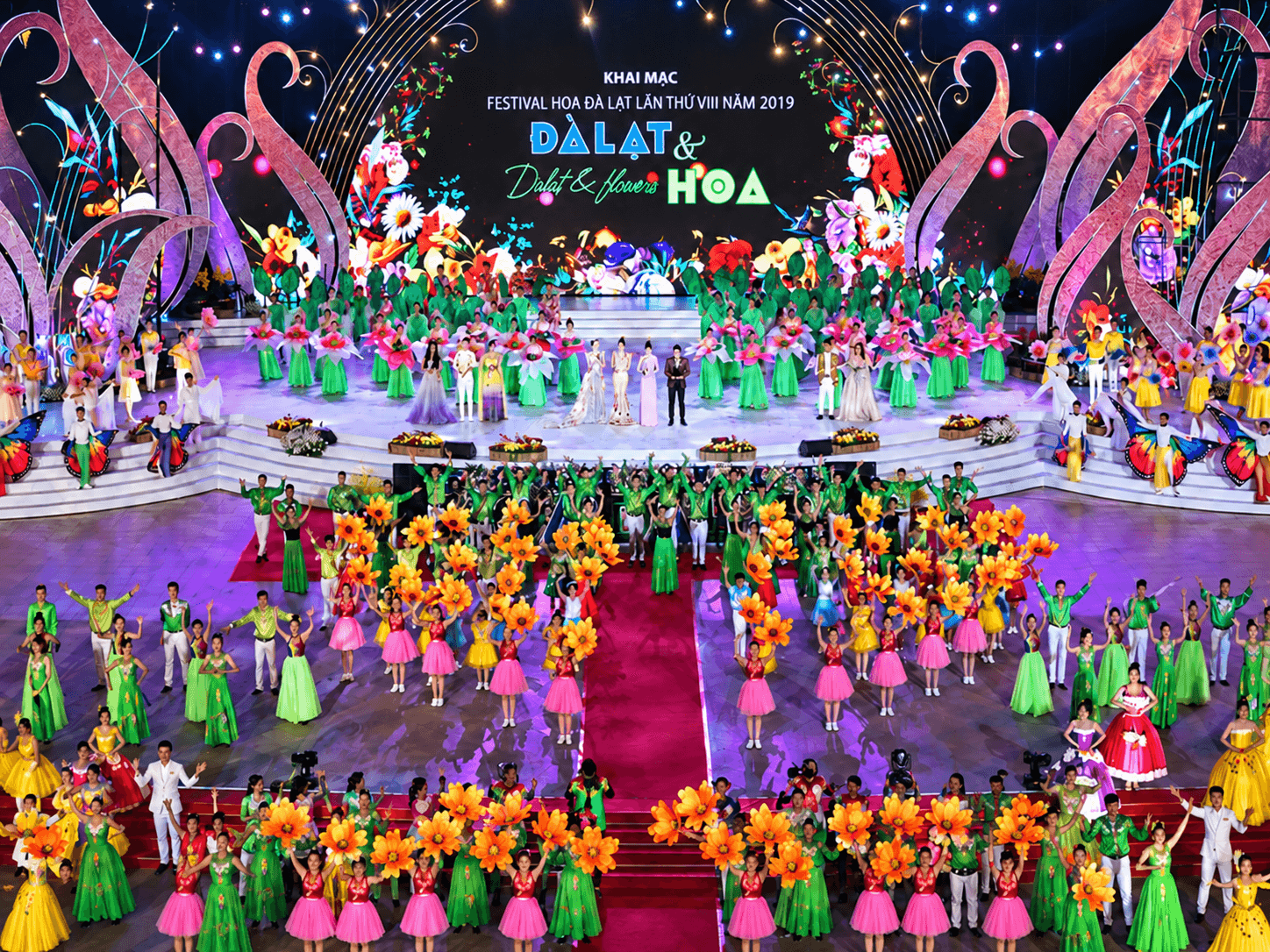 A spectacular performance marks the opening of the 8th Da Lat Flower Festival in 2019. (Source: Internet)