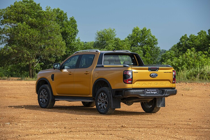 Thùng hàng sau xe Ford Ranger