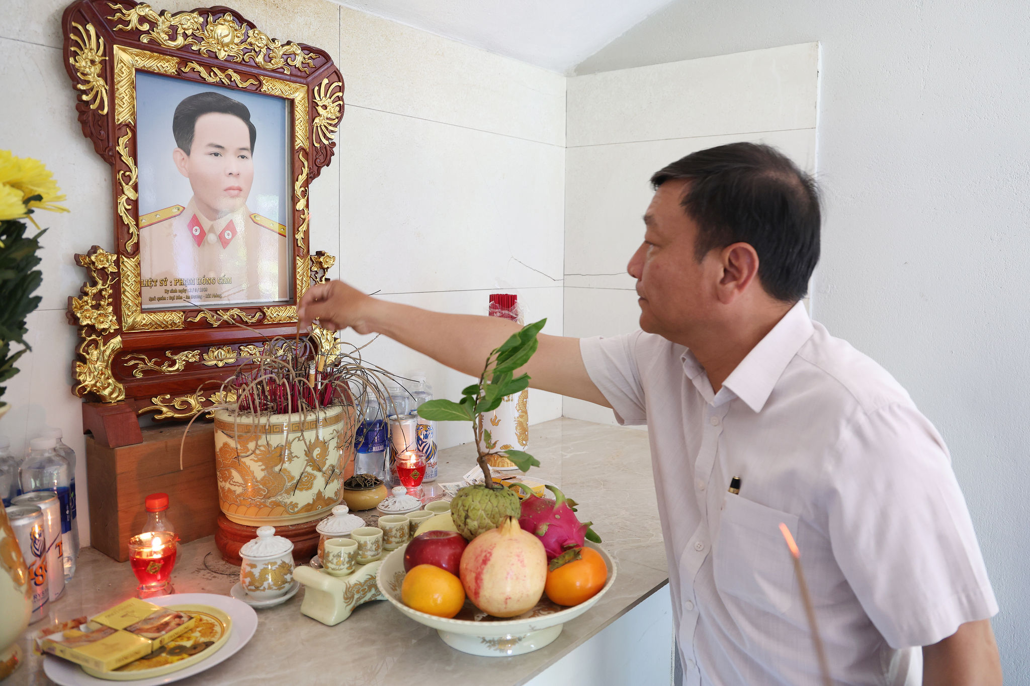Liet si PHam Hong Cam 4