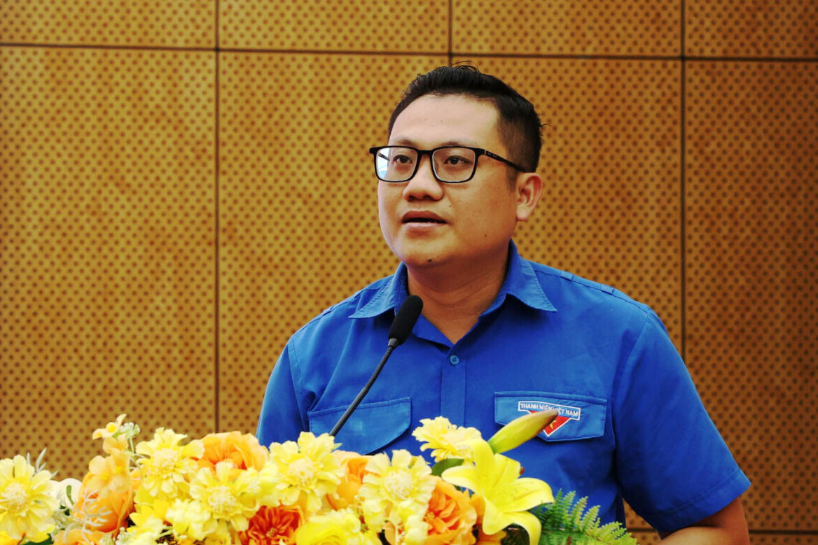 pho-bi-thu-tinh-doan-chu-tich-hoi-dong-doi-tinh-lam-dong-doan-minh-tam-phat-bieu-khai-mac-1-.jpg
