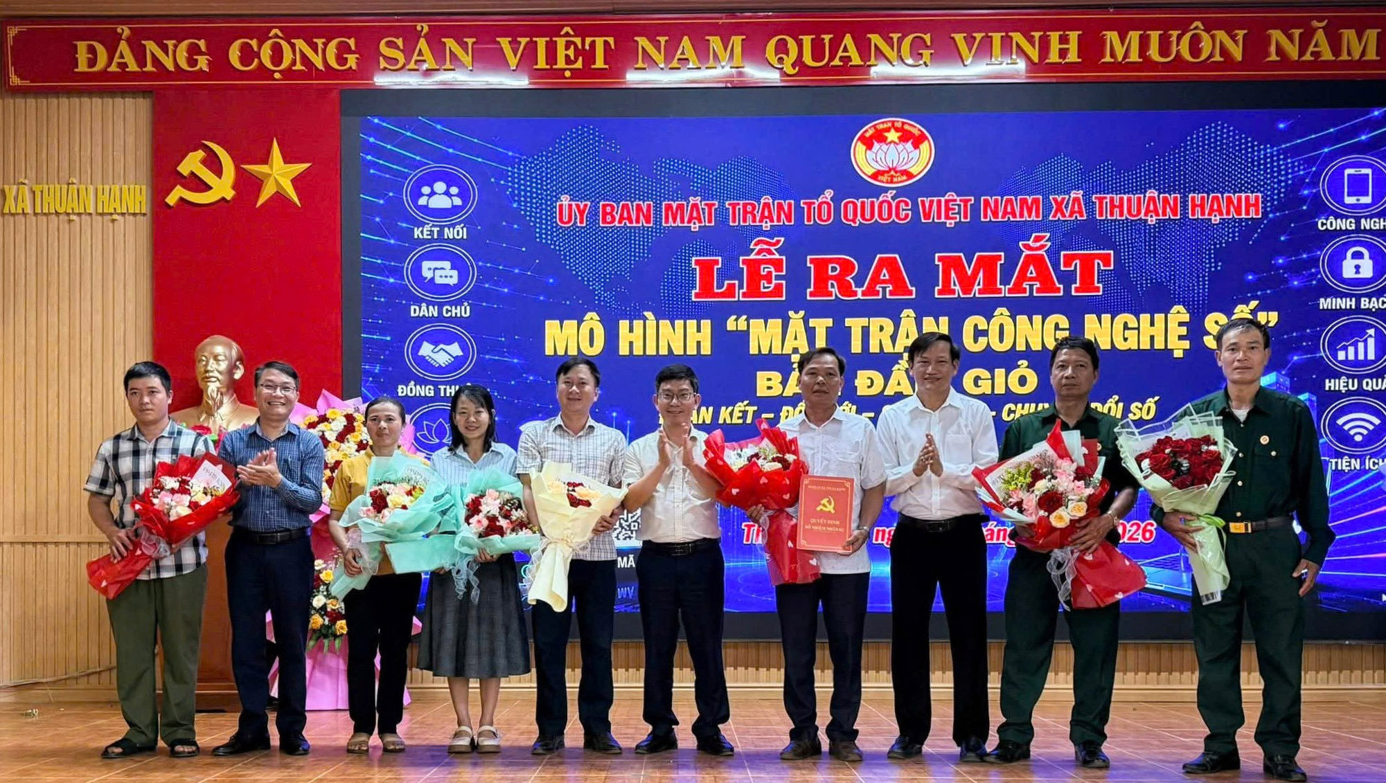 thuan-hanh.jpg