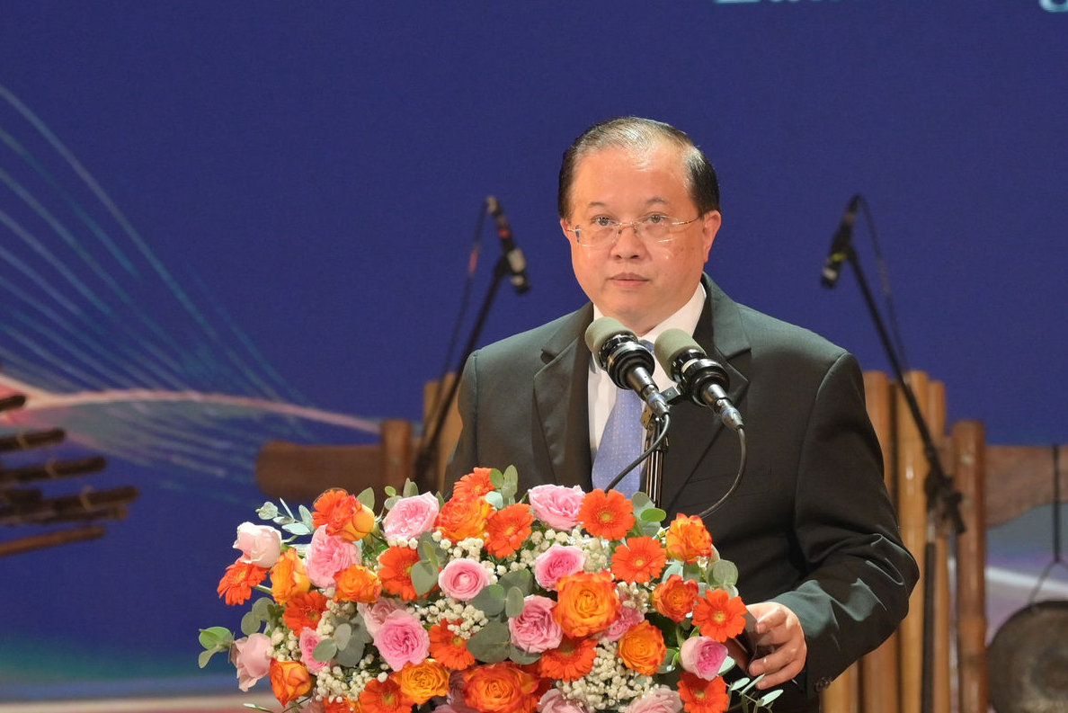 ong-ta-quang-dong-thu-truong-bo-van-hoa-the-thao-va-du-lich-truong-ban-chi-dao-cuoc-thi-phat-bieu-be-mac(1).jpg