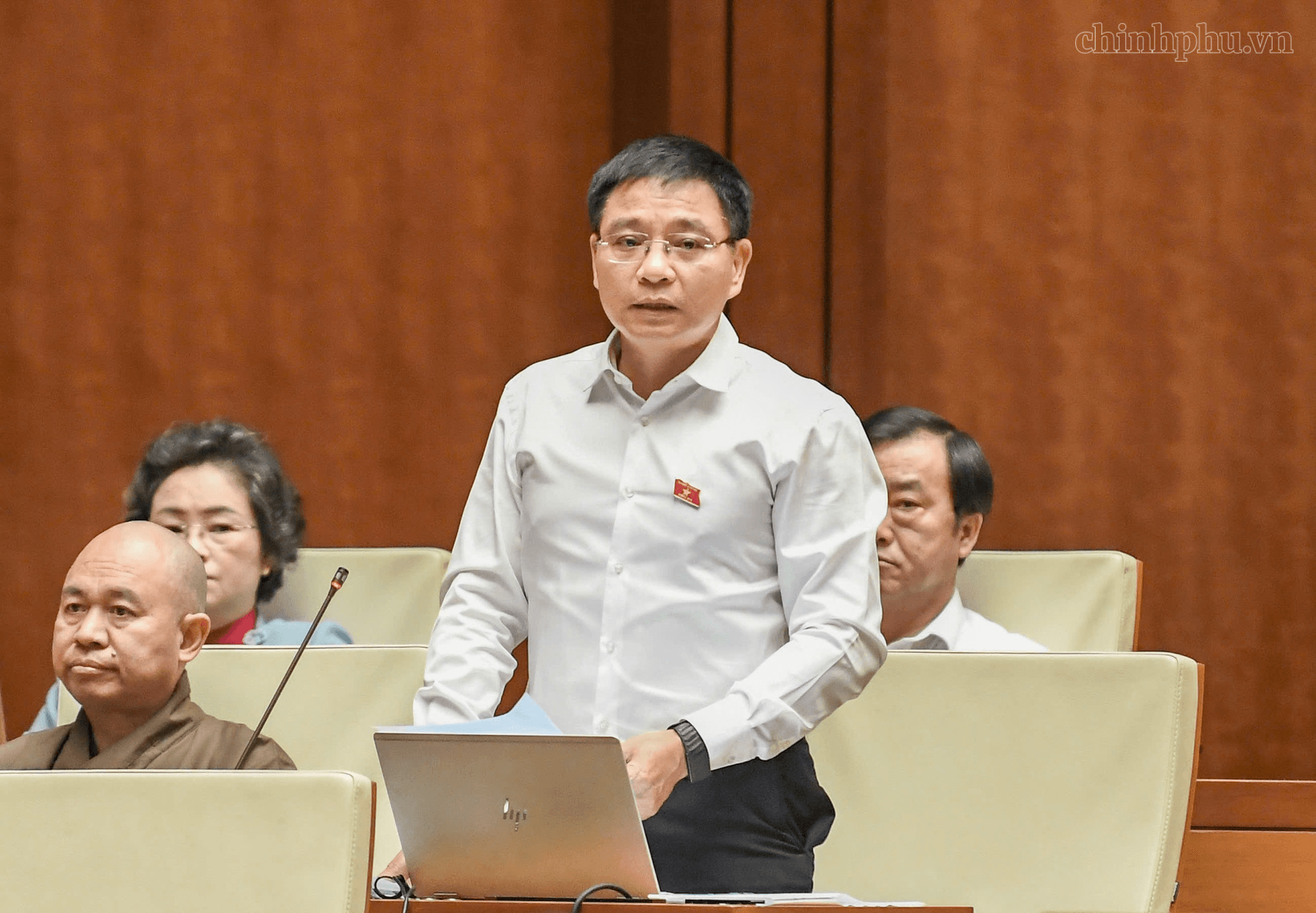 Phó Thủ tướng Nguyễn Văn Thắng làm rõ 3 vấn đề lớn trước Quốc hội - Ảnh 2.