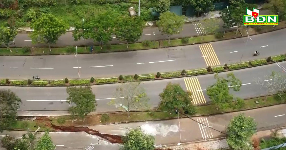 Mất ổn định của các khối đất đá dẫn đến sạt trượt
