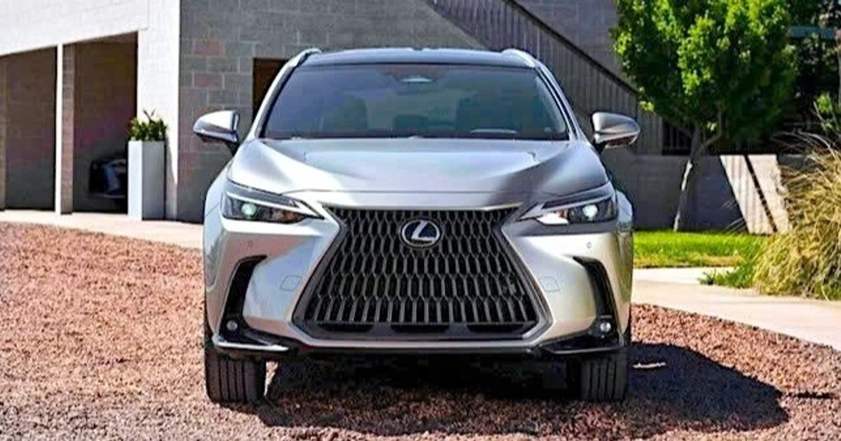 Lexus NX 2025 nâng cấp tập trung vào trang bị tiện ích, giá từ 1,08 tỷ...