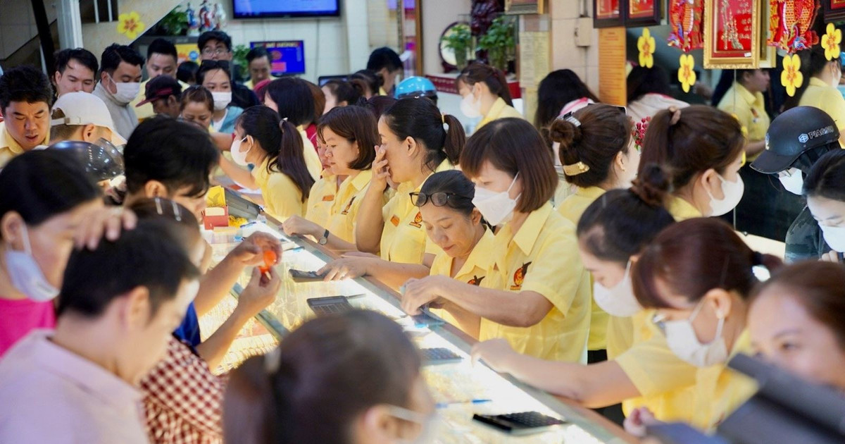 Giá vàng SJC, nhẫn trơn 9999 BTMC DOJI Phú Quý sáng 6/8/2026