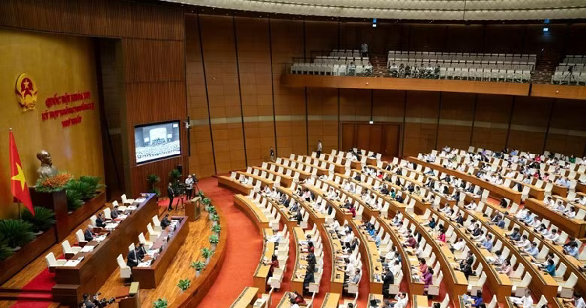 Vietnam National Assembly passes multiple laws and resolutions
