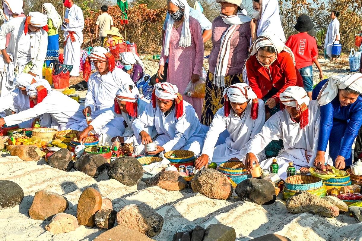 Đồng bào Chăm Bàni rộn ràng đón Tết Ramưwan