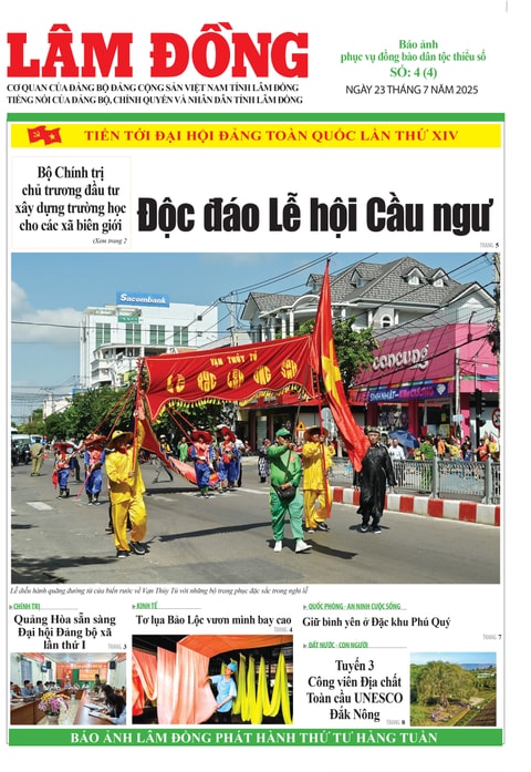 Báo ảnh phục vụ đồng bào DTTS số 4