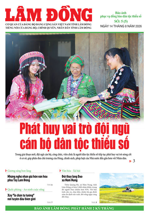 Báo ảnh phục vụ đồng bào dân tộc thiểu số mới (số 5)