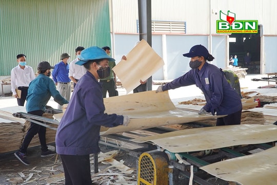 Doanh nghiệp các khu công nghiệp nỗ lực phòng, chống dịch Covid-19