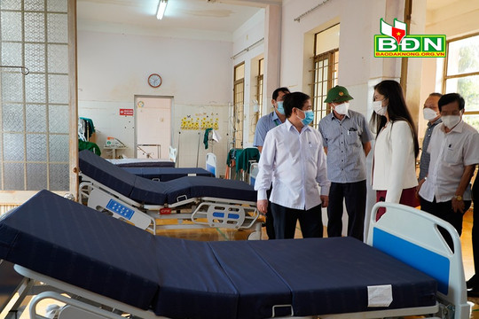 Kiểm tra việc thành lập Bệnh viện dã chiến tại Đắk Glong