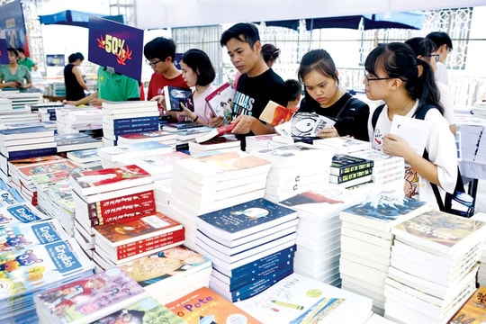 Sáng tác văn học trẻ - gieo hạt giống nhân ái