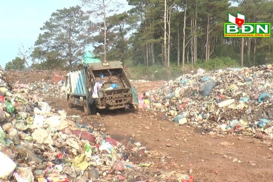 Cần xử lý tình trạng ô nhiễm tại bãi rác bon Đắk B’lao
