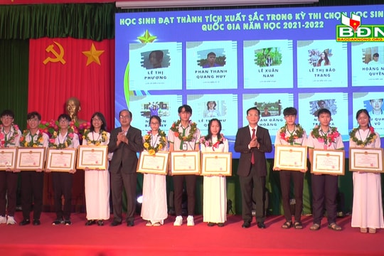 Tuyên dương học sinh, nhà giáo, vận động viên