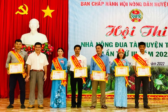 Tuy Đức tổ chức Hội thi nhà nông đua tài