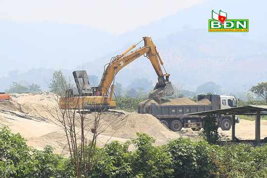 Cát xây dựng ở Ðắk Nông tăng giá kỷ lục
